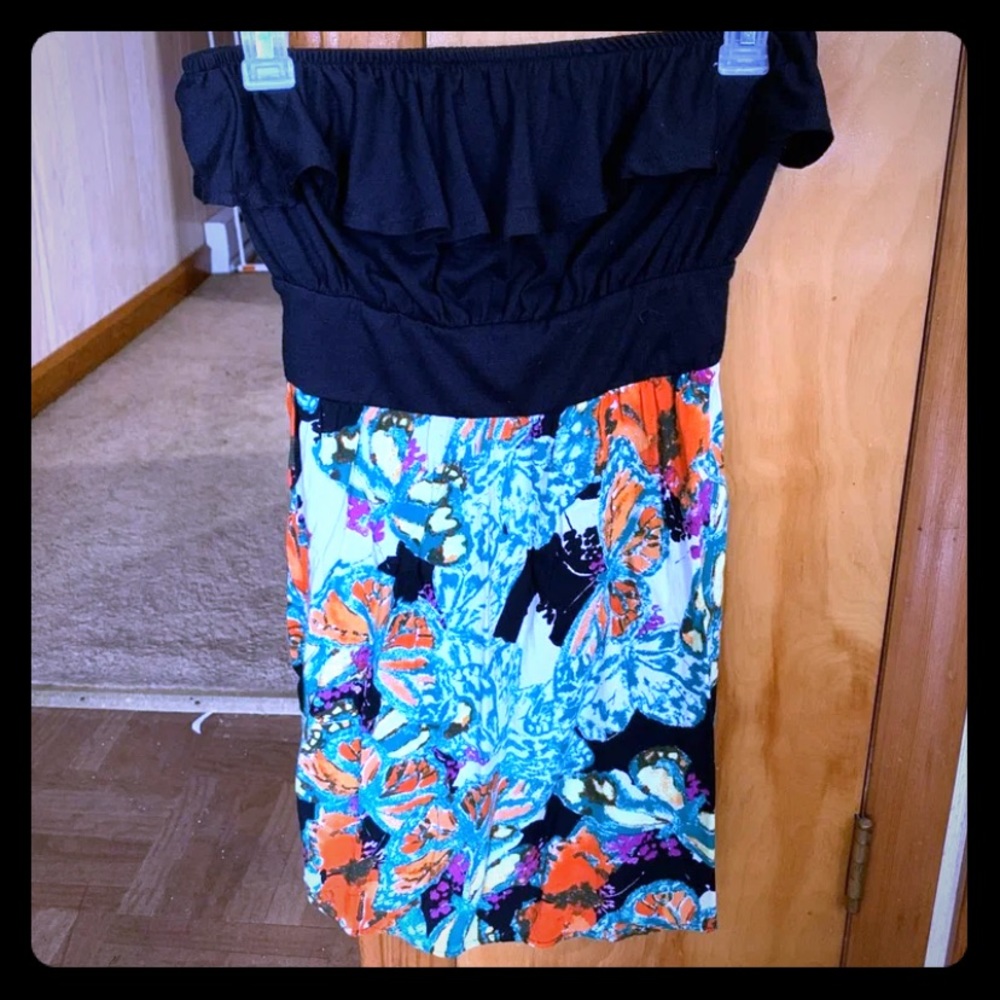 Sleeveless top